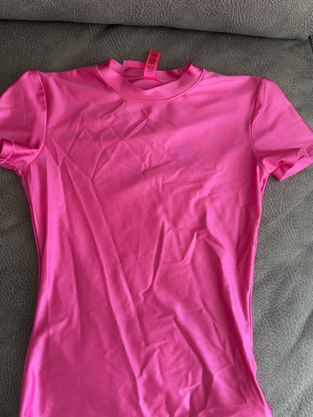 SKIMS Hot Pink Short Sleeve Fitted Tee